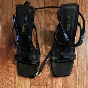 Fashion Nova Glossy Black Strappy Heels